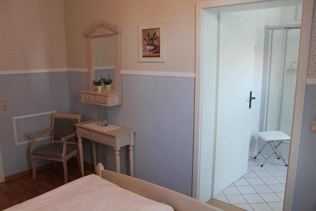 Hotel Zur Post Bernkastel-Kues Exteriör bild