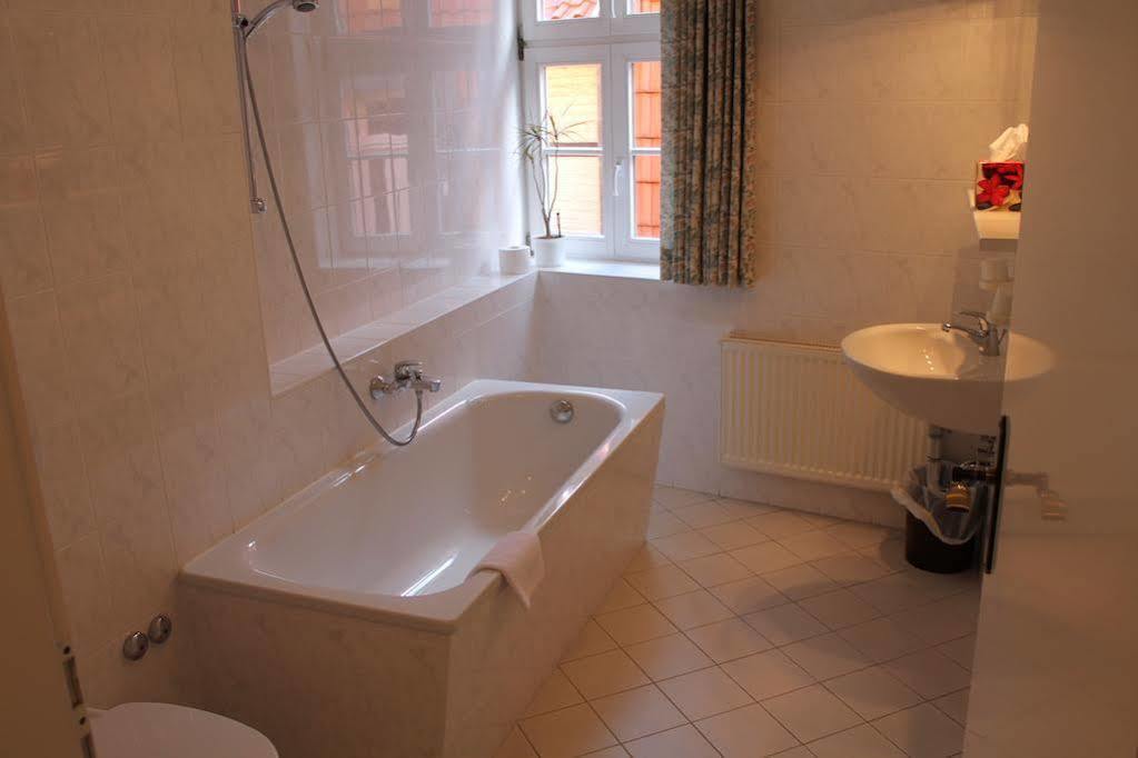 Hotel Zur Post Bernkastel-Kues Exteriör bild
