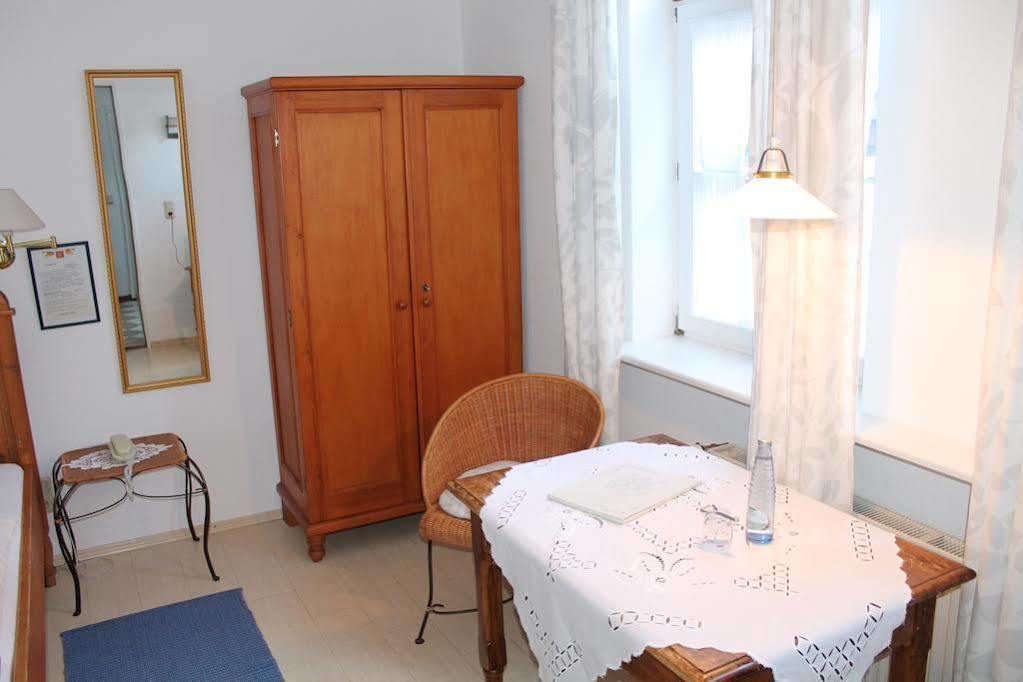 Hotel Zur Post Bernkastel-Kues Exteriör bild